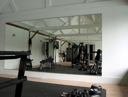 spiegelwand prive fitness De Mortel