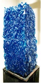 Sculptuur uit blauw glas Object uit blauw glas